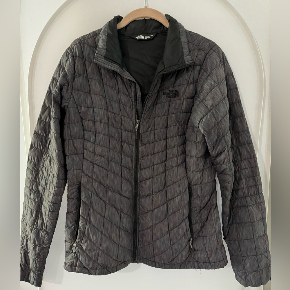 North Face jacket size small jacket